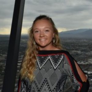 Meet your Posher, Kaitlynn